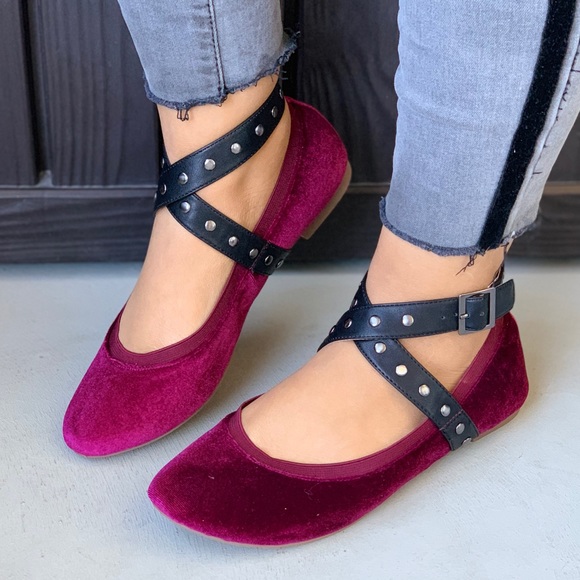 Medusa Wine Stud Velvet Scrunch Ballet Flats - Picture 2 of 7